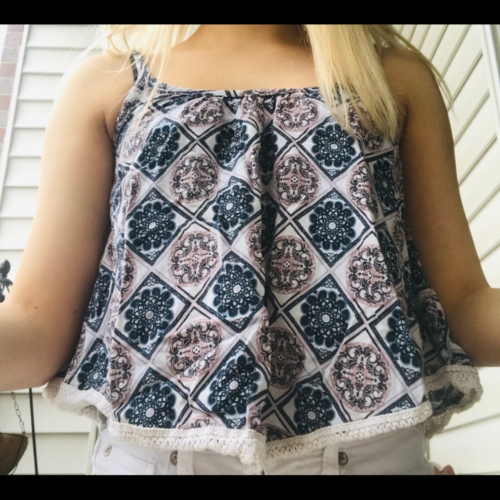 Flowy Brazilian cropped tank top